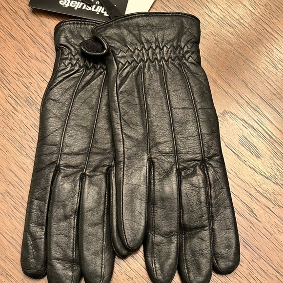 3M Thinsulate Black Leather Gloves for Women - Picture 2 of 3